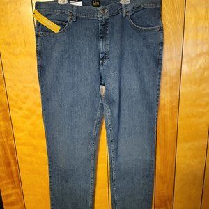 Lee Jeans Straight Leg Regular Fit 42 x 32 Sits at Waist Dark Blue NEW A4